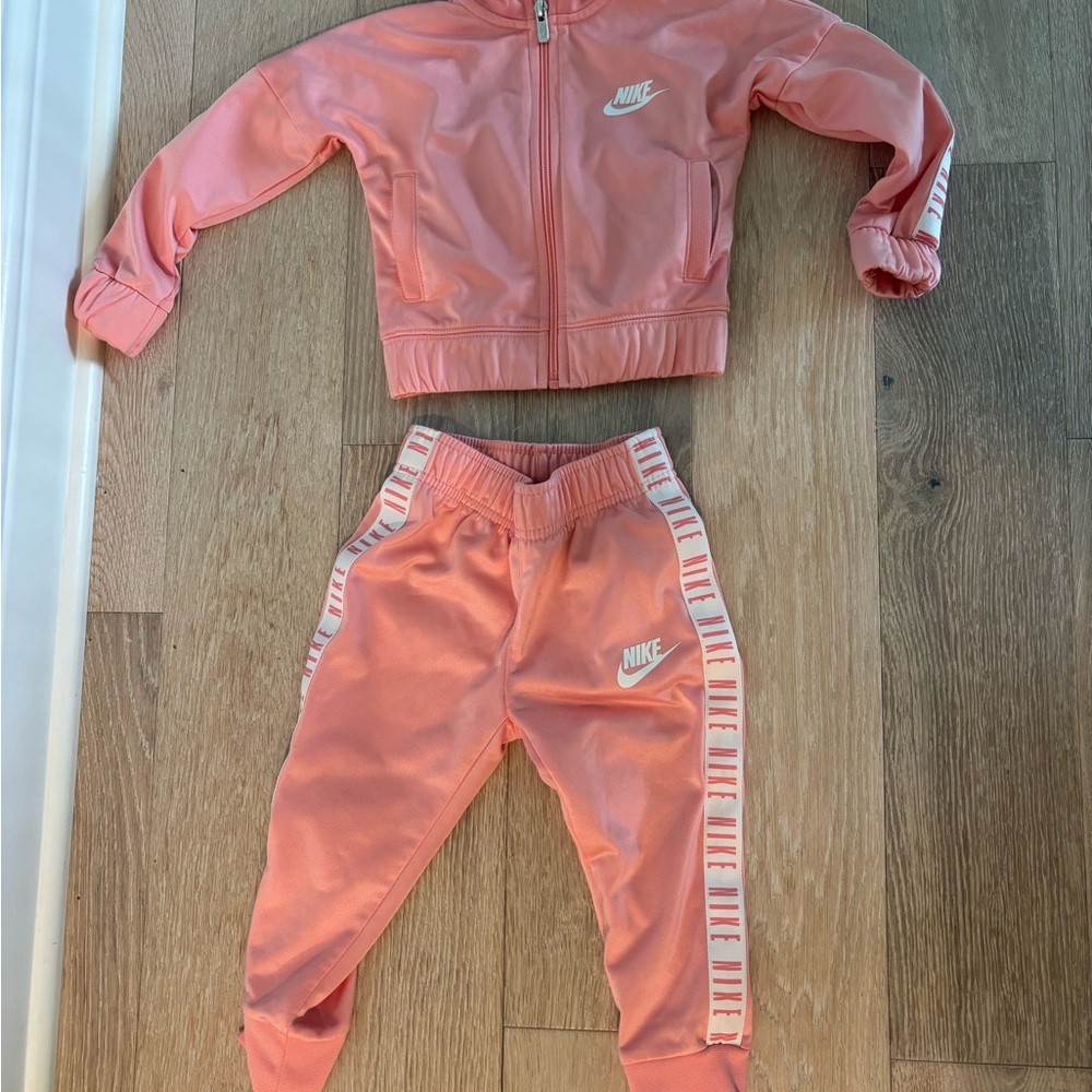 Nike Pink and White Matching Set with Logo and Stripe Details